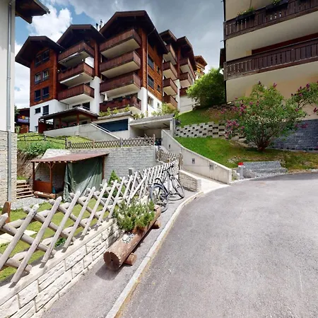 Beautiful In With A Breathtaking View Of The Matterhorn *